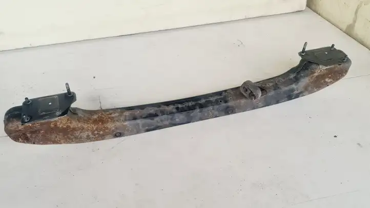 Mercedes-Benz C W203 (2000 - 2007)    Усилитель заднего бампера (балка)