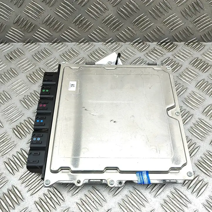 Porsche Cayenne (9Y0 9Y3) (2018 - )  0P2907309D Блок управления двигателя