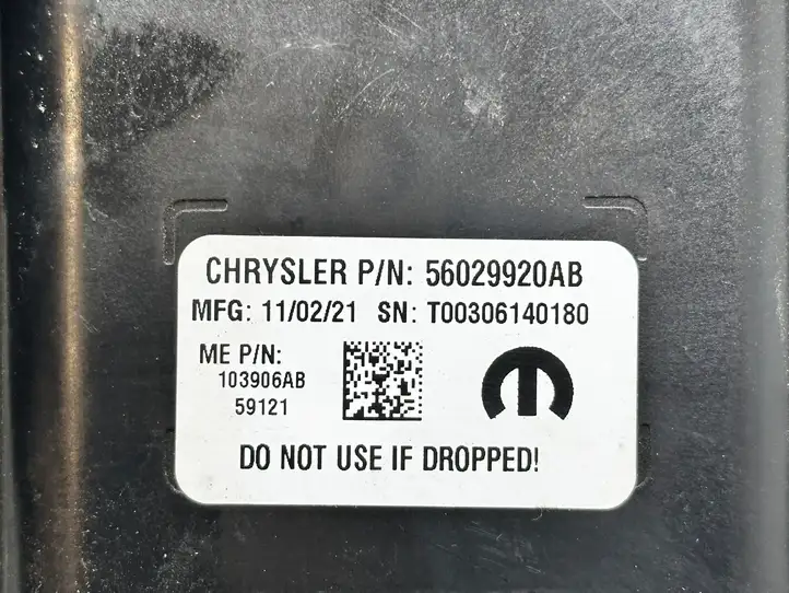 Chrysler Pacifica (2016 - ) 56029920AB Модуль управления видео — фото 7