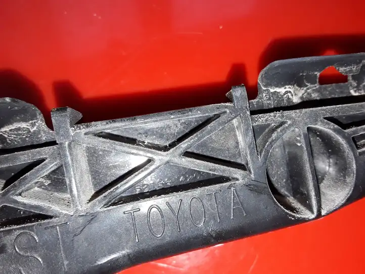 Toyota RAV 4 (XA30) (2006 - 2016) 5215642031 Кронштейн заднего бампера — фото 4