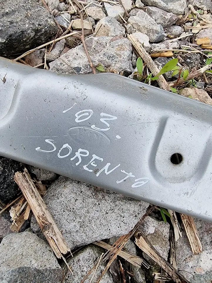Kia Sorento (2002 - 2006) Верхняя панель радиатора — фото 2