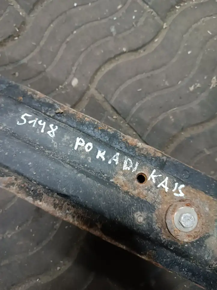 Suzuki SX4 (2006 - 2009) Нижняя панель радиатора — фото 2