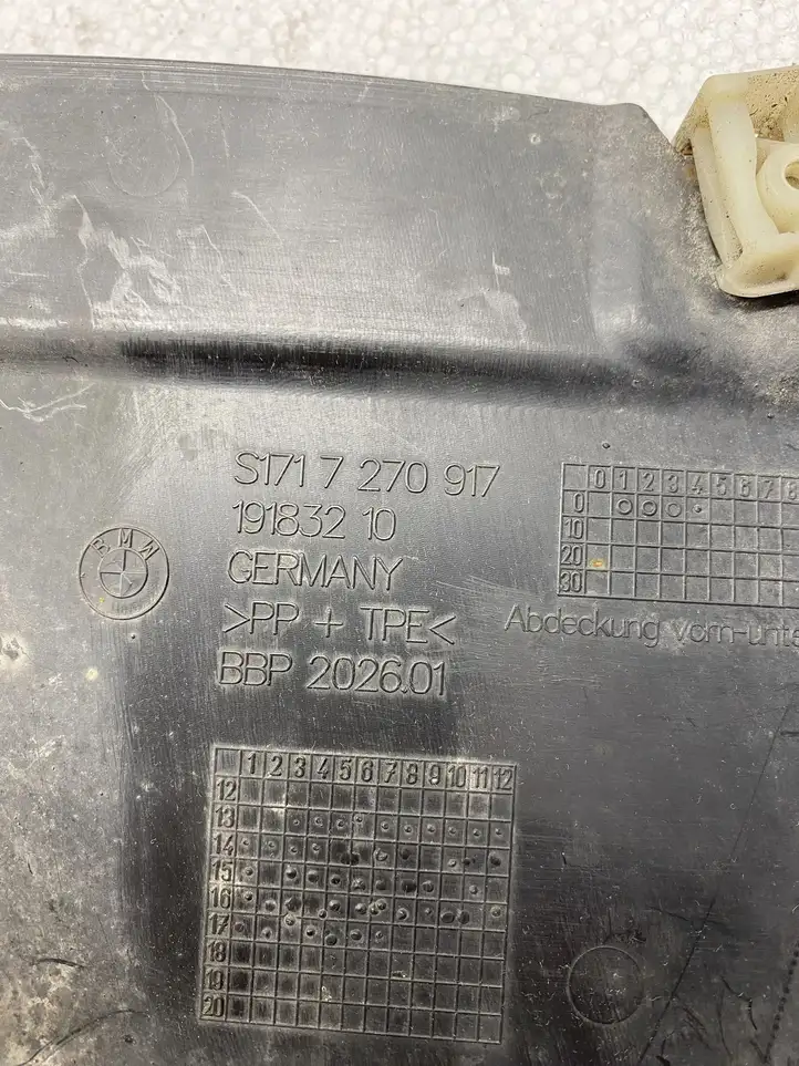 BMW i3 (2013 - ) S1717270917 Боковая защита днища — фото 2