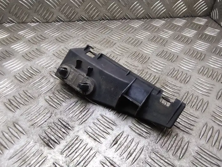 Toyota Corolla Verso AR10 (2004 - 2009) 525630F010 Кронштейн заднего бампера — фото 2