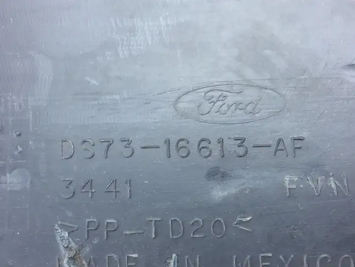 Ford Fusion II (2013 - ) DS7316613AF Облицовка радиатора — фото 2