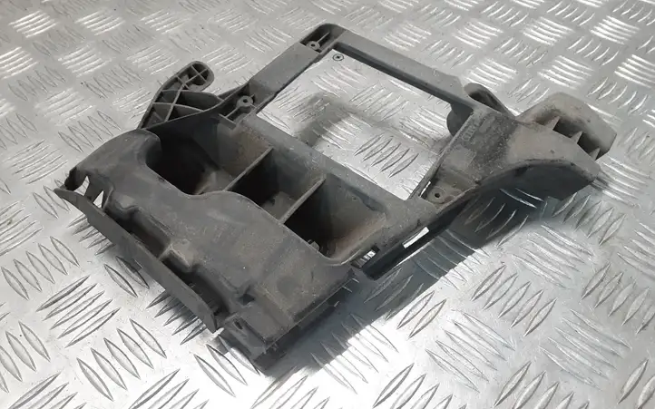 Audi A6 C7 (2011 - 2014) 4G9807394 Кронштейн заднего бампера — фото 2