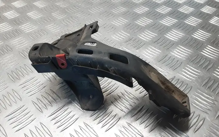 Opel Astra H (2004 - 2009) 13143106 Кронштейн заднего бампера — фото 3