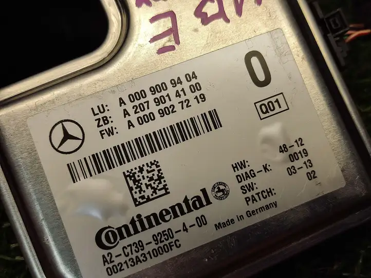 Mercedes-Benz E C207 W207 (2009 - 2017) A0009009404 Камера в лобовом стекле — фото 2
