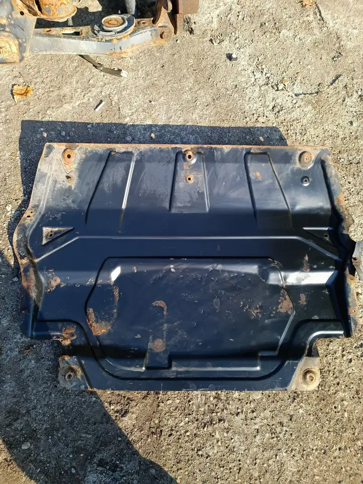 Volkswagen Tiguan (2007 - 2011) 5N0018930 Защита двигателя — фото 1