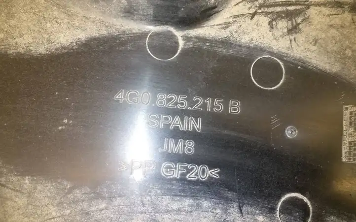 Audi A6 C7 (2014 - 2018) 4G0825215B Защита днища — фото 4