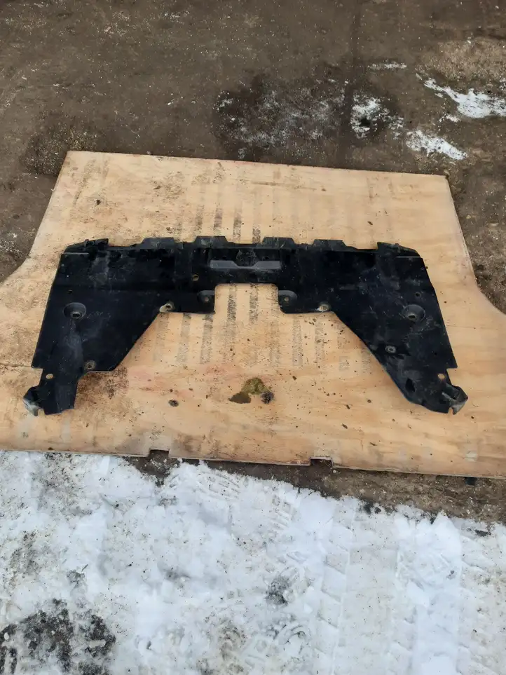 Subaru Outback (2009 - 2014) 56440AJ031 Защита двигателя — фото 1