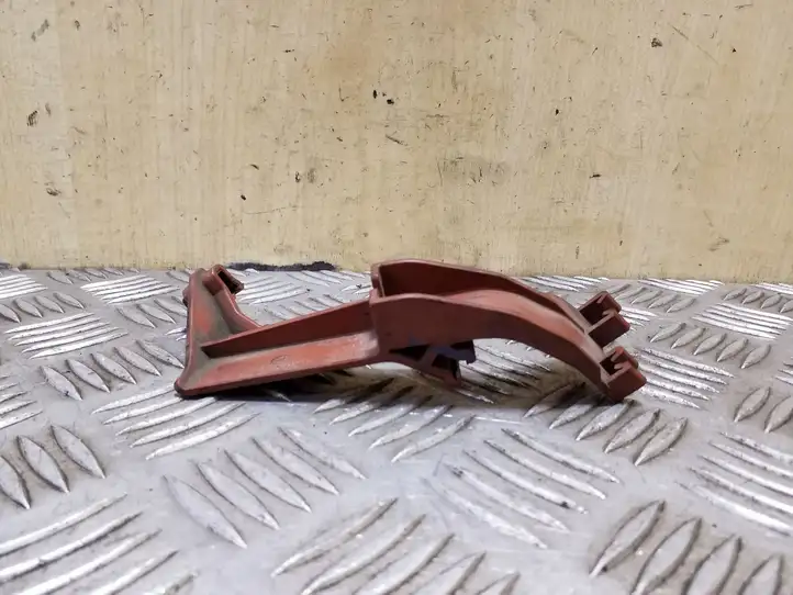 Audi Q5 (2008 - 2012)  8K0971504 Другая деталь отсека двигателя