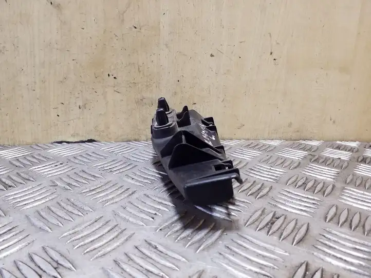 Toyota Corolla Verso AR10 (2004 - 2009) 525630F010 Кронштейн заднего бампера — фото 6