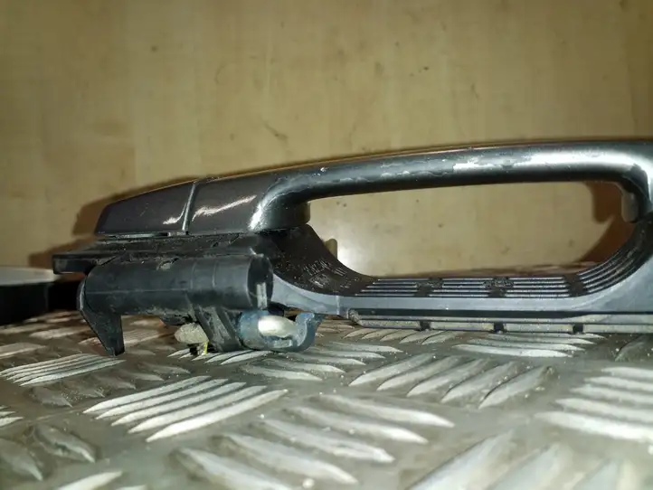 Toyota Corolla Verso E121 (2004 - 2007) Наружная ручка двери — фото 2