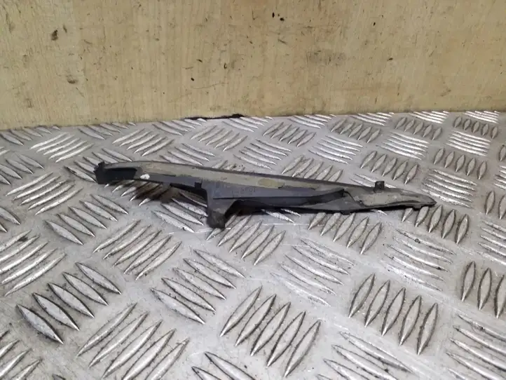 Toyota Corolla Verso AR10 (2004 - 2009) 538230F010 Накладка стоек лобового стекла — фото 2