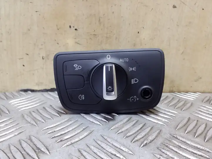 Audi A6 C7 (2011 - 2014) 4G0941531E Включатель фонарей — фото 1