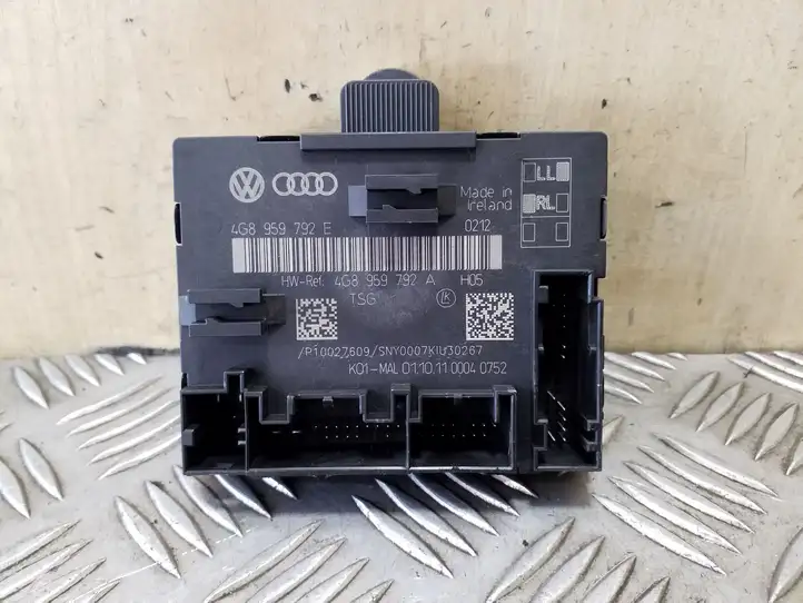 Audi A6 C7 (2011 - 2014) 4G8959792E Блок управления дверью — фото 1