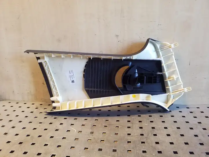 Audi A6 C7 (2011 - 2014) 4G0867243 Верхняя обшивка стойки B — фото 5