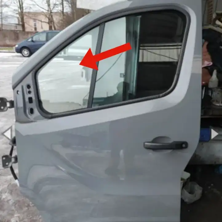 Opel Vivaro (2014 - 2018) 43R011057 Треугольное стекло передней двери — фото 1