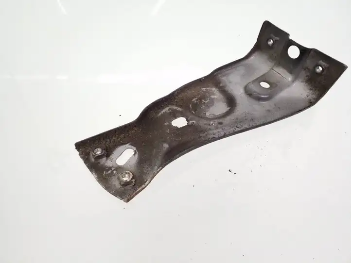 Volkswagen PASSAT B6 (2005 - 2010) 3C0821142 Крепление крыла — фото 2