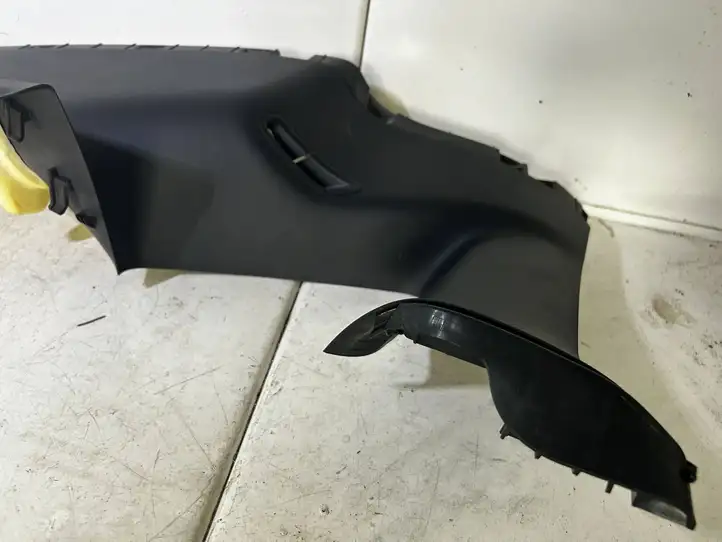 Tesla Model Y (2019 - 2024) 149460900 Прочие детали салона — фото 10