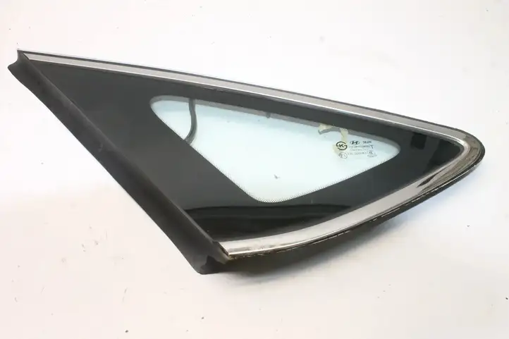 Hyundai i40 (2011 - ) 43R000083 Заднее боковое стекло — фото 1