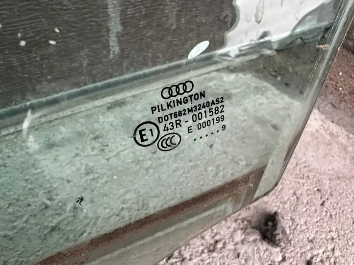 Audi A4 S4 B8 8K (2007 - 2011) E143r001582 Стекло передней двери — фото 2