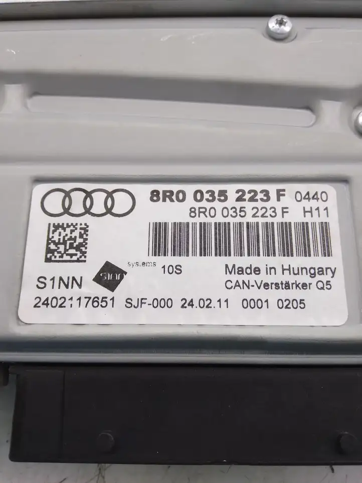 Audi Q5 SQ5 (2008 - 2012) 8R0035223F Усилитель звука — фото 2