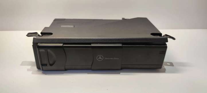 A2038209089 Mercedes-Benz C W203 CD/DVD keitiklis