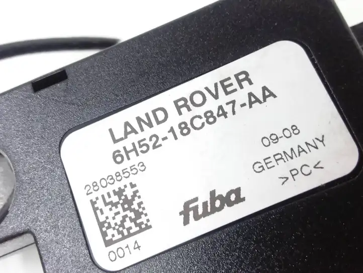 Land Rover Freelander 2 - LR2 (2006 - 2010) 6H5218C847AA Усилитель антенны — фото 3