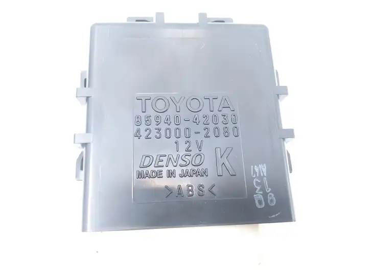 Toyota RAV 4 (XA20) (2000 - 2005) 8594042030 Реле стеклоочистителей — фото 2