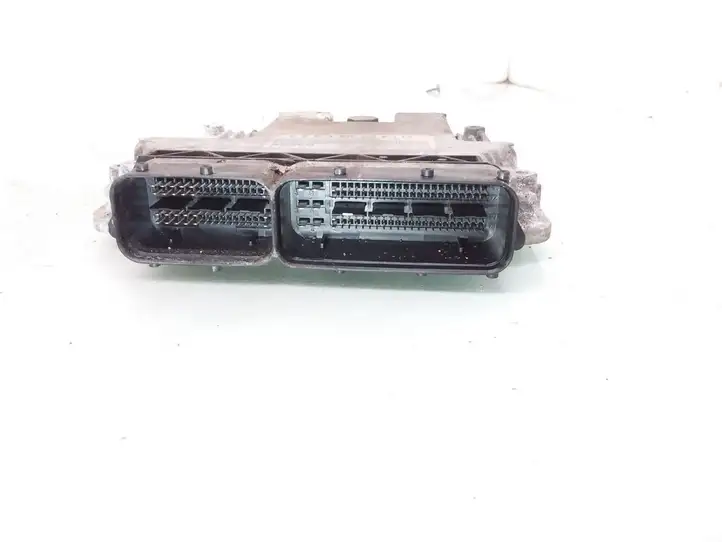 Audi A3/S3 8P (2004 - 2008) 03G906021LS Блок управления двигателем (ЭБУ) — фото 3