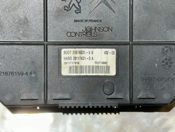 Citroen C4 (2004 - 2008) 9661940180 Модуль комфорта — фото 3