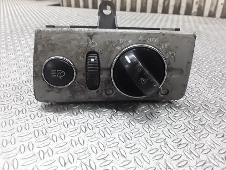 Mercedes-Benz E W211 (2002 - 2009) 2115450504 Включатель фонарей — фото 1