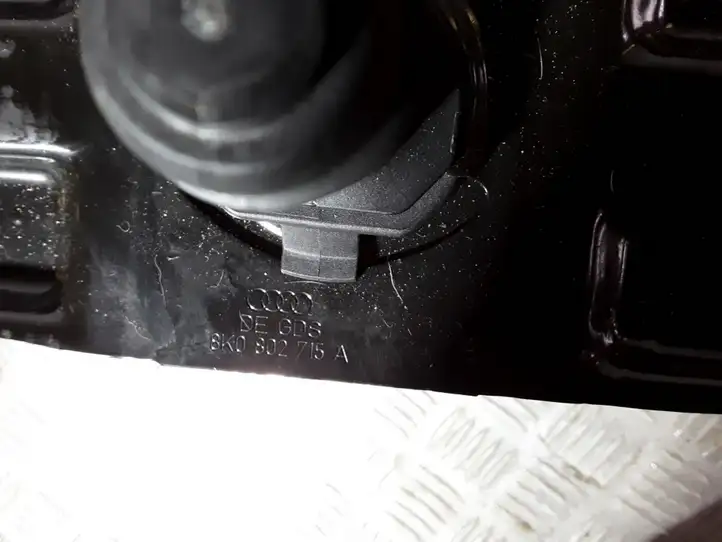 Audi A4 S4 B8 8K (2007 - 2011) 8K0802715A Кронштейн запасного колеса — фото 3