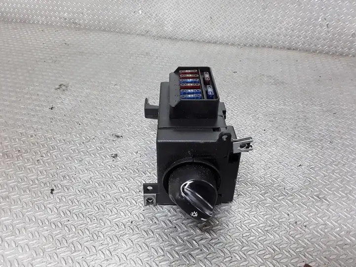 Mercedes-Benz Vaneo W414 (2001 - 2005) 1685450104 Включатель фонарей — фото 1