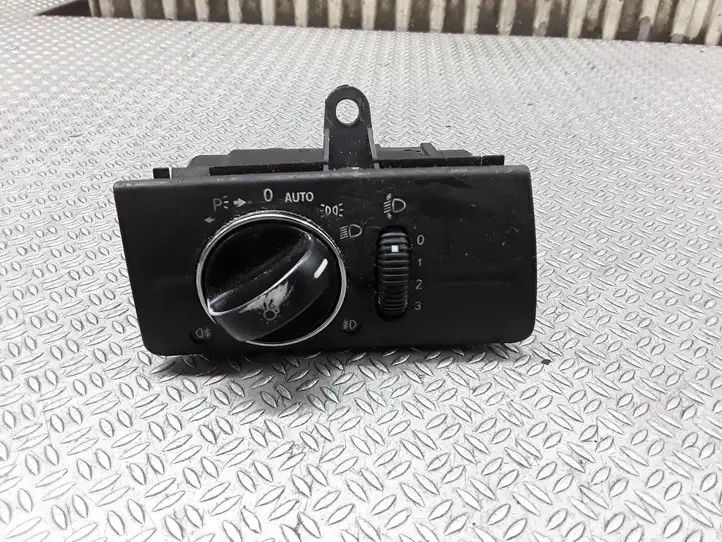 Mercedes-Benz E W211 (2002 - 2009) 2115450304 Включатель фонарей — фото 1