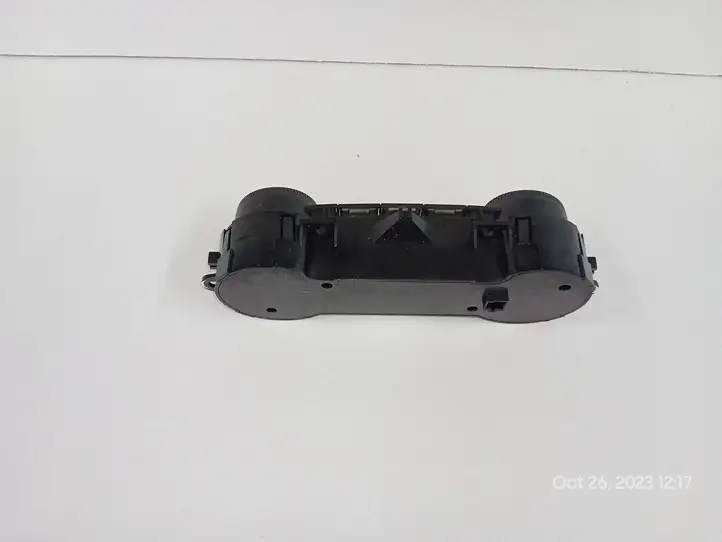 Mercedes-Benz GL X164 (2006 - 2012) A1648700858 Другие включатели / ручки/ переключатели — фото 4