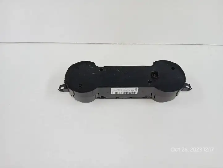 Mercedes-Benz GL X164 (2006 - 2012) A1648700858 Другие включатели / ручки/ переключатели — фото 5
