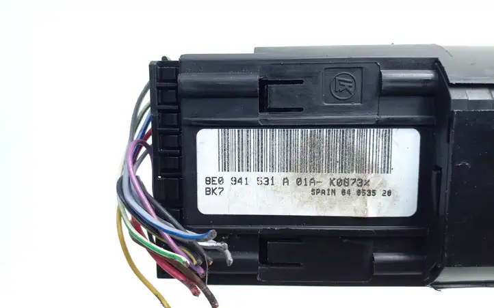 Audi A4 S4 B6 8E 8H (2000 - 2006) 8E0941531A Включатель фонарей — фото 3