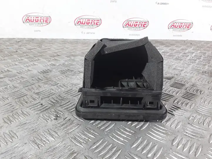 Audi A4 S4 B8 8K (2007 - 2011) 8K0819161A Вентиляционная решетка кузова — фото 3