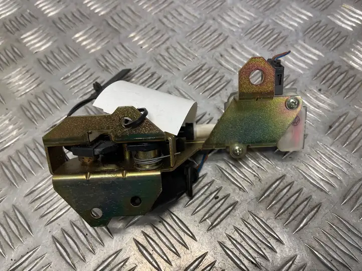 Volkswagen Touareg I (2002 - 2010) 7L0827506A Замок крышки багажника — фото 3