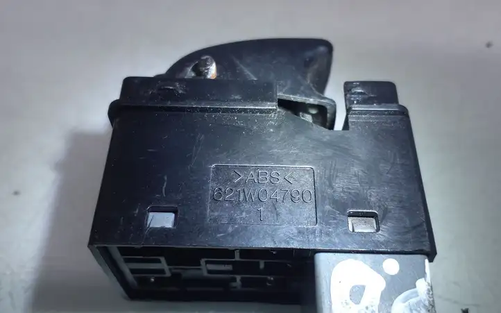 Chevrolet Nubira (2003 - 2009) 621W04790 Блок кнопок стеклоподъемников — фото 6