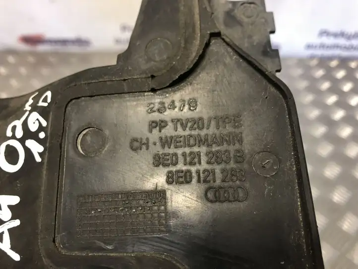 Audi A4 S4 B6 8E 8H (2000 - 2006) 8E0121283 Дефлектор воздуха — фото 2
