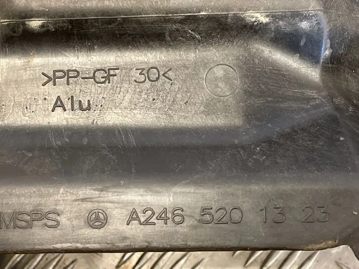 Mercedes-Benz CLA C117,X117,W117 (2013 - 2019) A2465201323 Защита двигателя — фото 3
