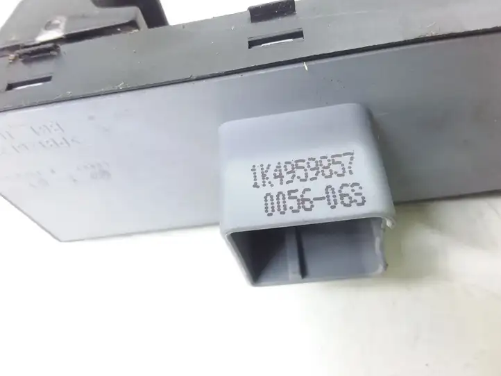 Volkswagen PASSAT B6 (2005 - 2010) 1K4959857 Блок кнопок стеклоподъемников — фото 4