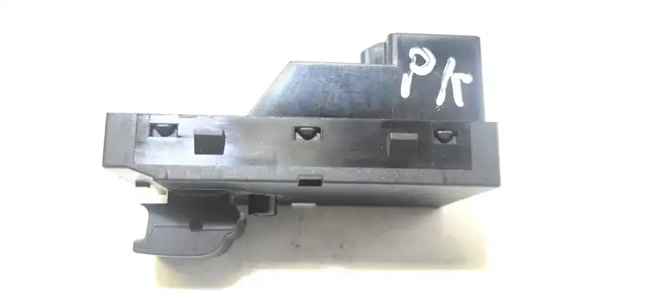 Opel Astra J (2009 - 2012) 13301886 Кнопка стеклоподъемников — фото 3