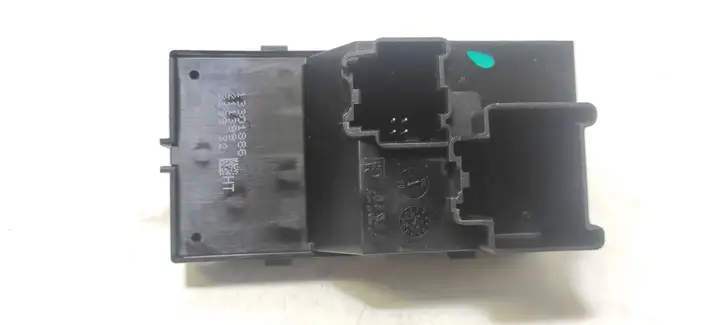 Opel Astra J (2009 - 2012) 13301886 Кнопка стеклоподъемников — фото 4