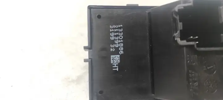 Opel Astra J (2009 - 2012) 13301886 Кнопка стеклоподъемников — фото 5