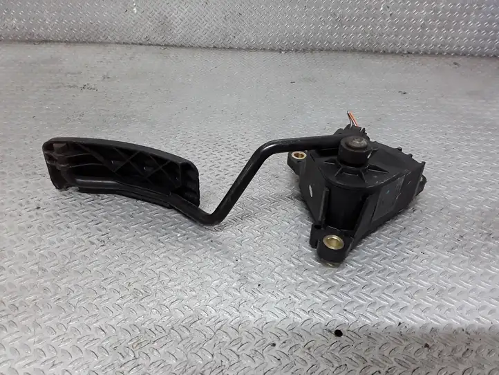 Renault Scenic II - Grand scenic II (2003 - 2006) 8200159645 Педаль акселератора — фото 2